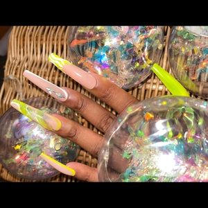 Press on nails “Spicy” set